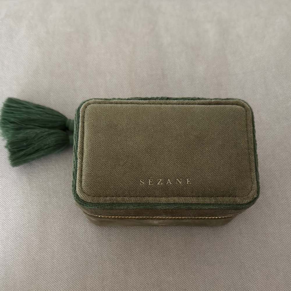 Sézane Velvet Jewelry Box